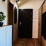 Apartament Leo *