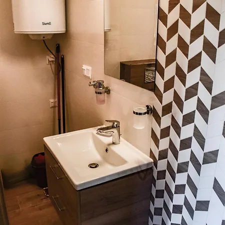 Leo דירה Pavčina Lehota