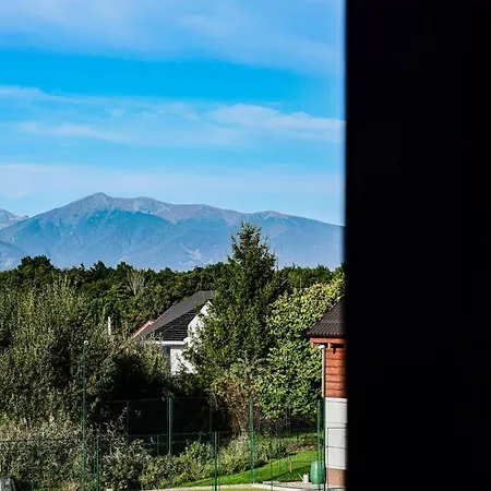 Leo דירה Pavčina Lehota